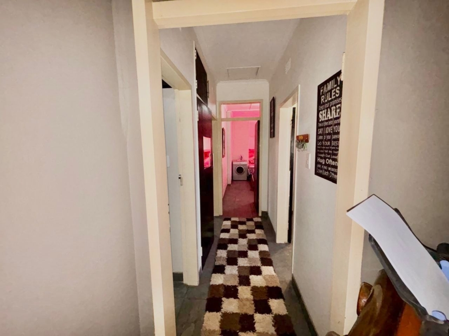 3 Bedroom Property for Sale in Geelhoutpark North West